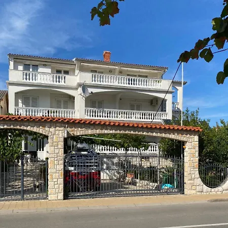 Marija Apartment Lopar