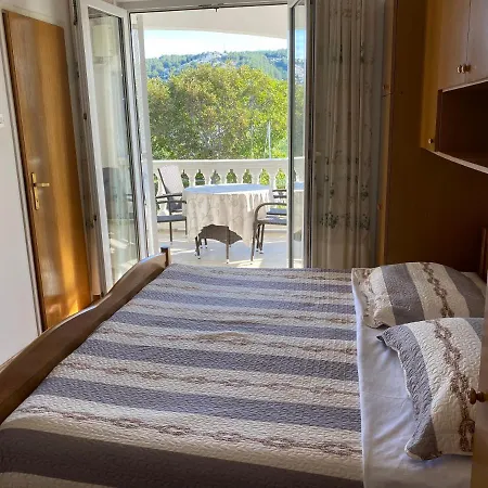 Apartment Marija Lopar
